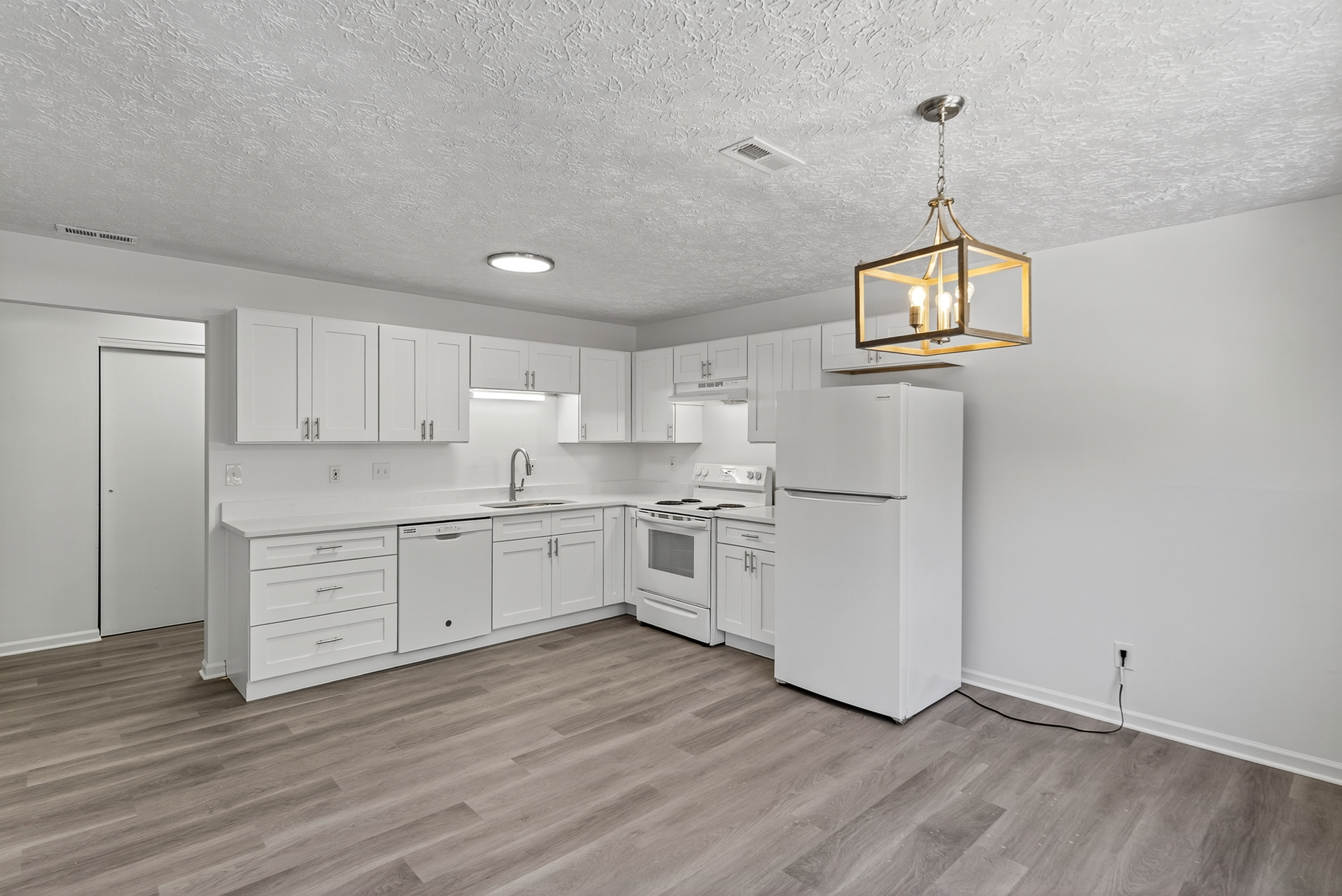3175 Roesch Boulevard - 18